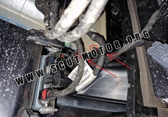 Scut motor metalic Ford Tourneo Courier